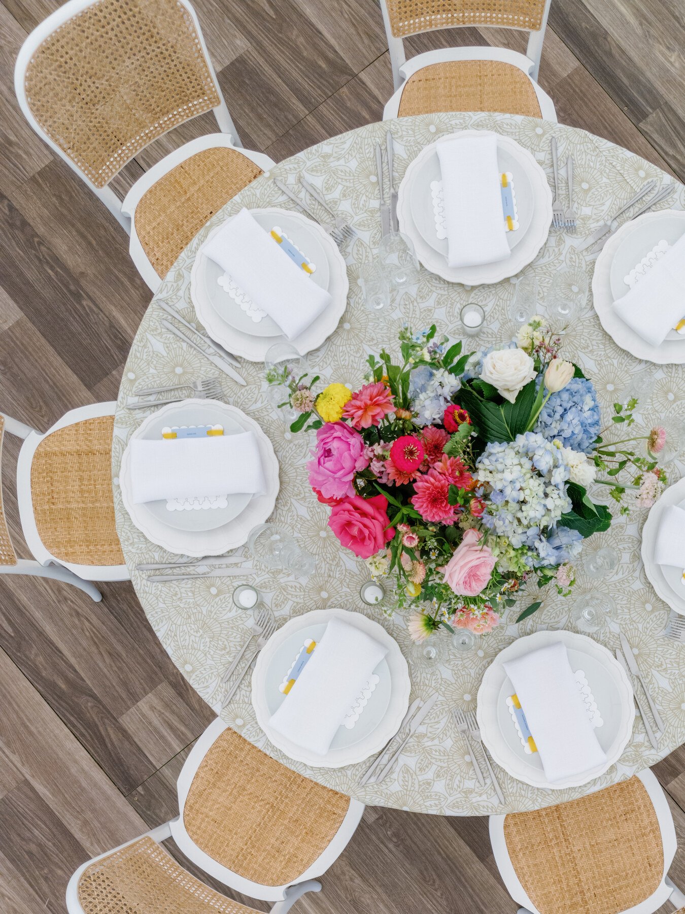 kennebunkport-wedding-table-setting